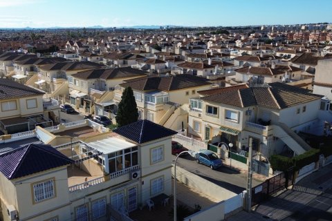 Bungalow w Alicante, Hiszpania 2 sypialnie, 75 mkw. nr 147261 – zdjęcie 1