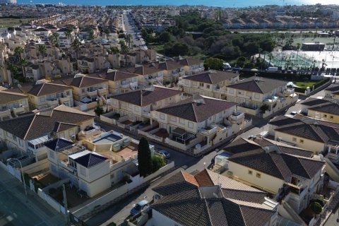 Bungalow w Alicante, Hiszpania 2 sypialnie, 75 mkw. nr 147261 – zdjęcie 5