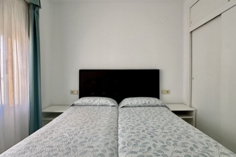 Bungalow w Alicante, Hiszpania 2 sypialnie, 75 mkw. nr 147261 – zdjęcie 24