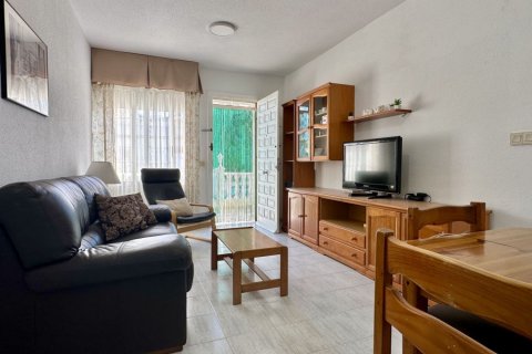 Bungalow w Alicante, Hiszpania 2 sypialnie, 75 mkw. nr 147261 – zdjęcie 2