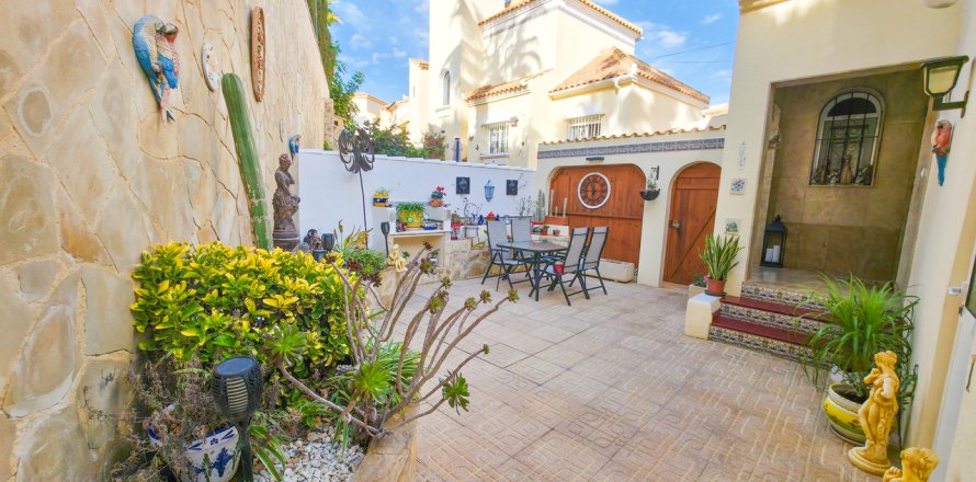 Willa w Villamartin, Alicante, Hiszpania 3 sypialnie, 117 mkw. nr 147263