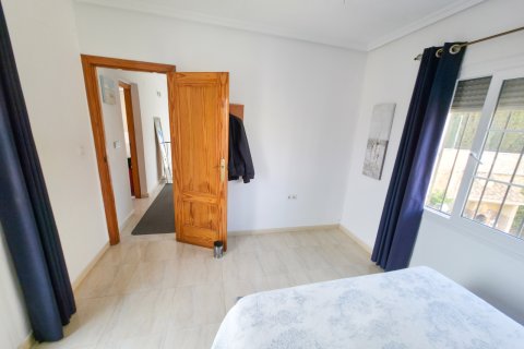 Willa w Villamartin, Alicante, Hiszpania 3 sypialnie, 117 mkw. nr 147263 – zdjęcie 27