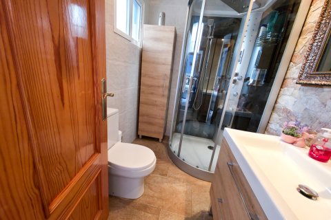 Willa w Villamartin, Alicante, Hiszpania 3 sypialnie, 117 mkw. nr 147263 – zdjęcie 29