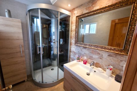 Willa w Villamartin, Alicante, Hiszpania 3 sypialnie, 117 mkw. nr 147263 – zdjęcie 28