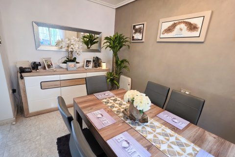 Willa w Villamartin, Alicante, Hiszpania 3 sypialnie, 117 mkw. nr 147263 – zdjęcie 6