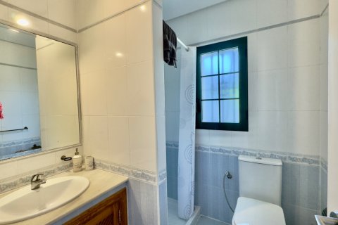 Продажа виллы в Аликанте, Испания 3 спальни, 118м2 №147259 - фото 12