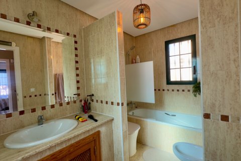 Продажа виллы в Аликанте, Испания 3 спальни, 118м2 №147259 - фото 15