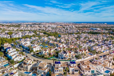 Продажа виллы в Аликанте, Испания 3 спальни, 118м2 №147259 - фото 21