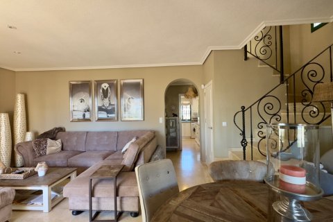 Продажа виллы в Аликанте, Испания 3 спальни, 118м2 №147259 - фото 2