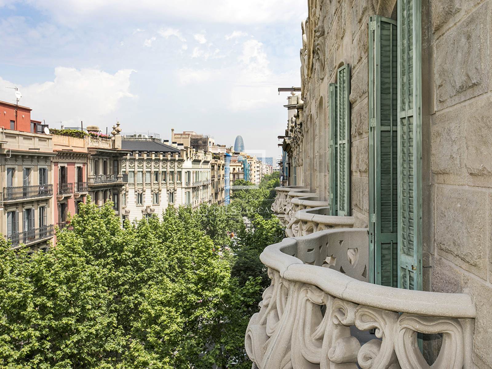 Apartment in Barcelona, Spain 3 bedrooms, 153 sq.m. No. 192794