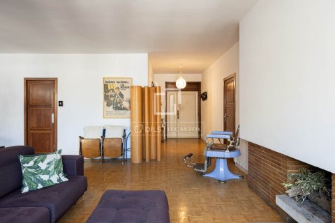 Huoneisto myytävänä Barcelona, Espanja, 3 makuuhuonetta, 162 m2 No. 192793 - kuva 7