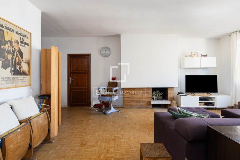 Huoneisto myytävänä Barcelona, Espanja, 3 makuuhuonetta, 162 m2 No. 192793 - kuva 22