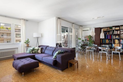 Huoneisto Barcelona, Espanja 3 makuuhuonetta, 162 m2 No. 192793