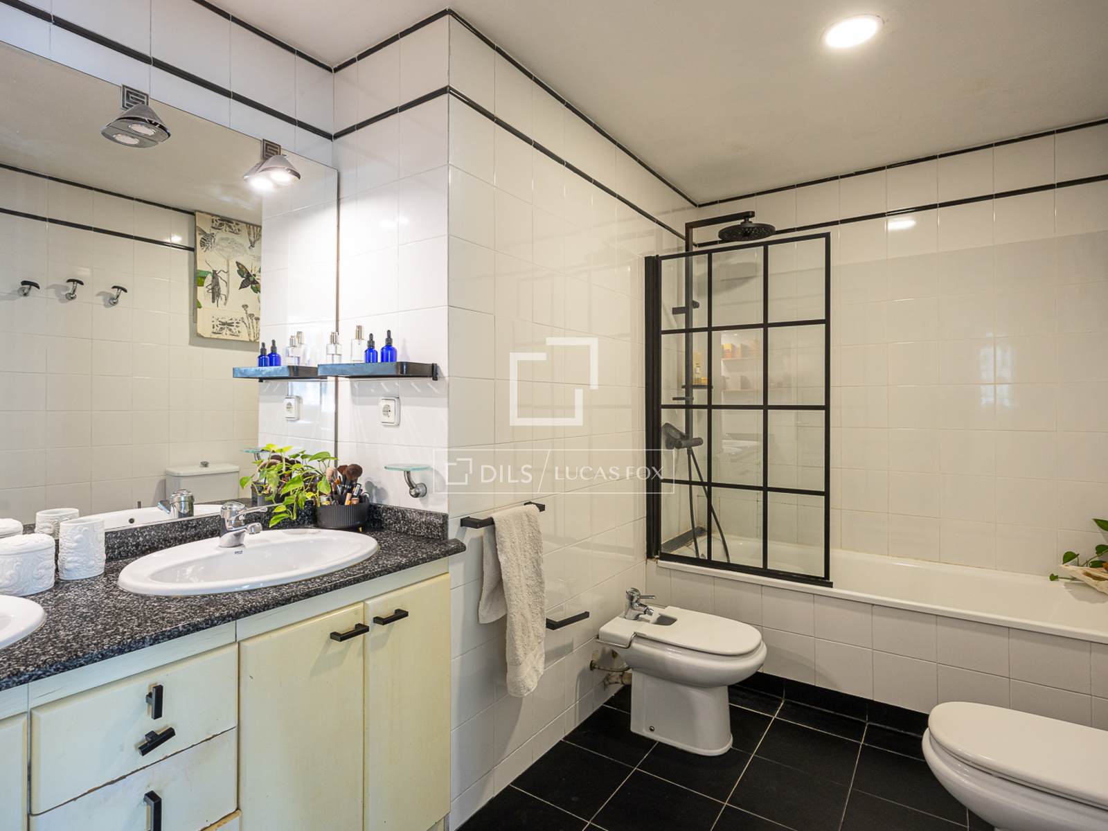 Apartament w Barcelona, Hiszpania 3 sypialnie, 162 mkw. nr 192793