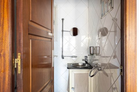 Huoneisto myytävänä Barcelona, Espanja, 3 makuuhuonetta, 162 m2 No. 192793 - kuva 21