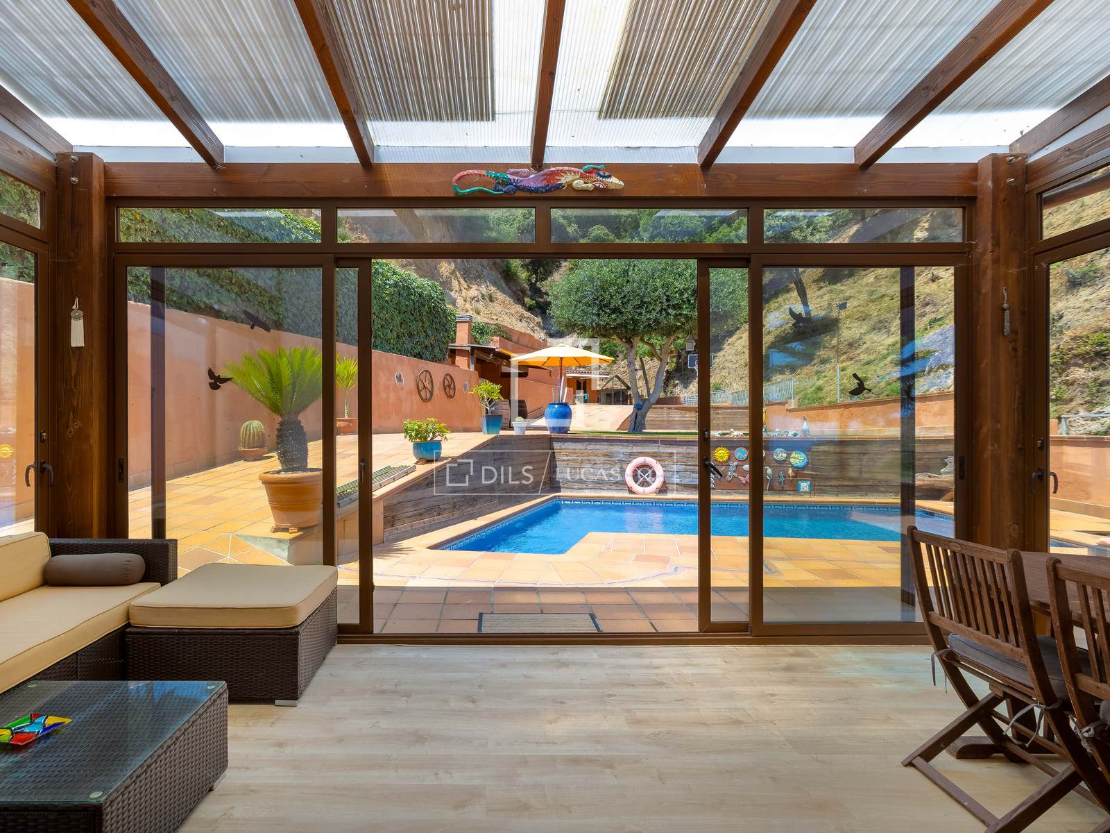 Huvila Teia, Barcelona, Espanja 3 makuuhuonetta, 324 m2 No. 192797