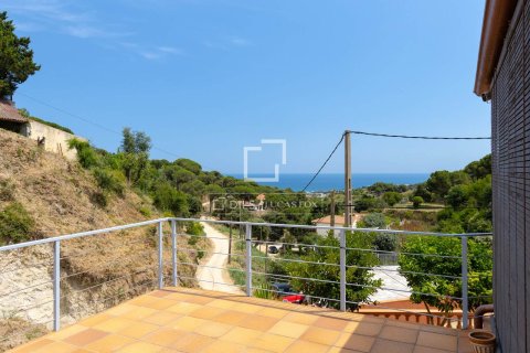 Villa till salu i Teia, Barcelona, Spanien 3 sovrum, 324 kvm. Nr. 192797 - foto 23