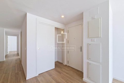 Huoneisto myytävänä Vilanova i la Geltru, Barcelona, Espanja, 2 makuuhuonetta, 123 m2 No. 192795 - kuva 8