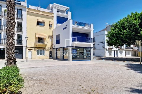 Huoneisto myytävänä Vilanova i la Geltru, Barcelona, Espanja, 2 makuuhuonetta, 123 m2 No. 192795 - kuva 28