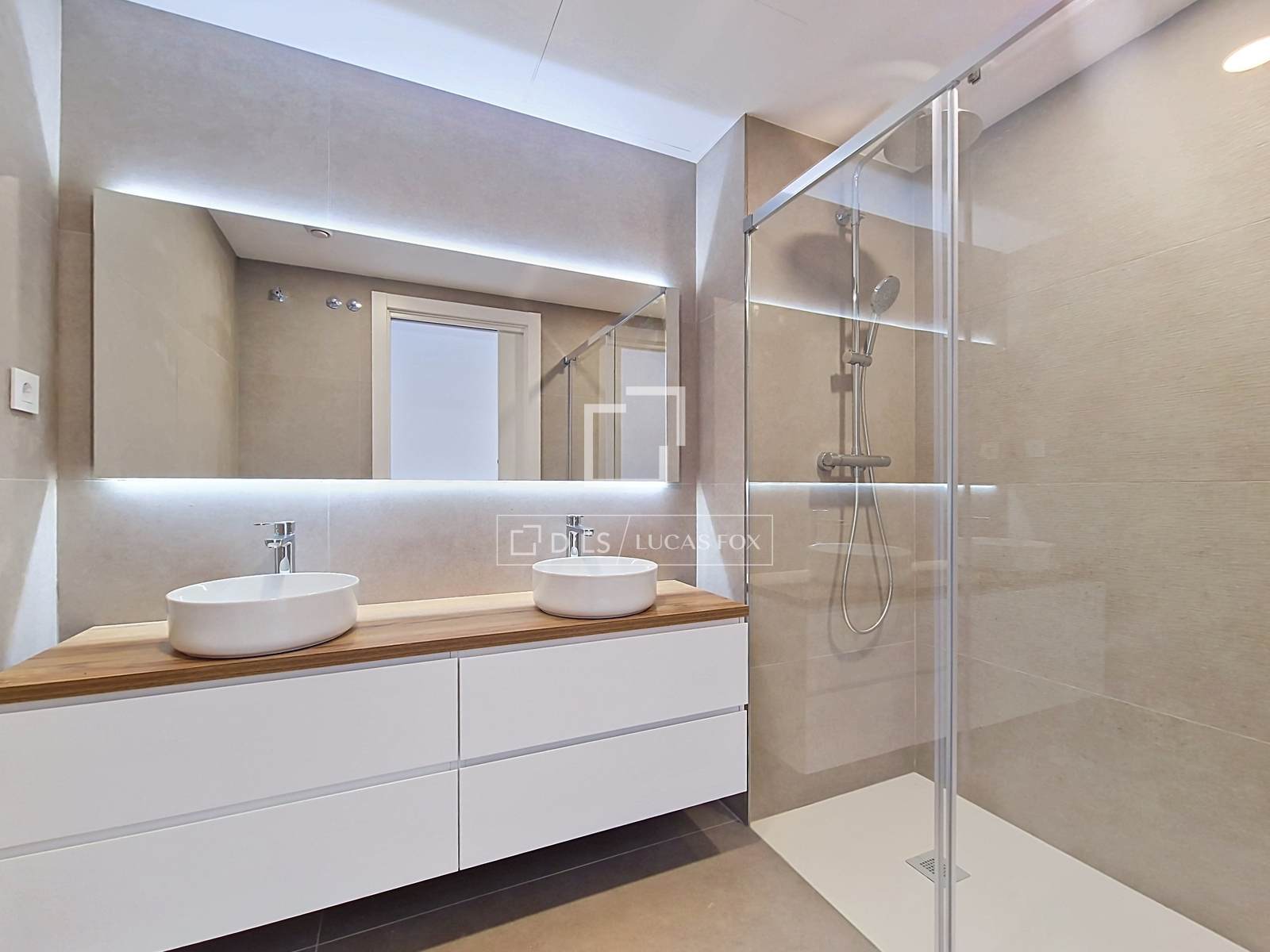 Huoneisto Vilanova i la Geltru, Barcelona, Espanja 2 makuuhuonetta, 123 m2 No. 192795