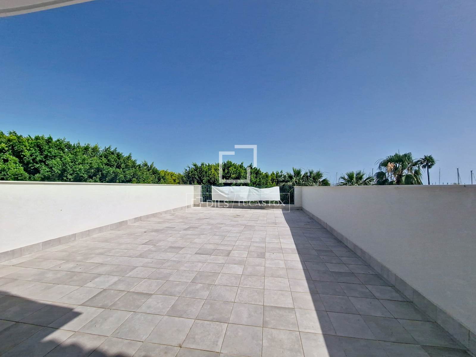 Huoneisto Vilanova i la Geltru, Barcelona, Espanja 2 makuuhuonetta, 123 m2 No. 192795