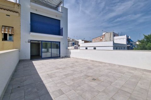 Huoneisto myytävänä Vilanova i la Geltru, Barcelona, Espanja, 2 makuuhuonetta, 123 m2 No. 192795 - kuva 14