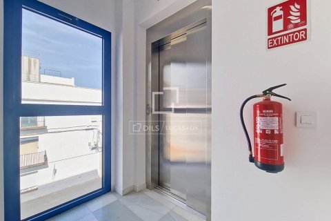 Huoneisto myytävänä Vilanova i la Geltru, Barcelona, Espanja, 2 makuuhuonetta, 123 m2 No. 192795 - kuva 4