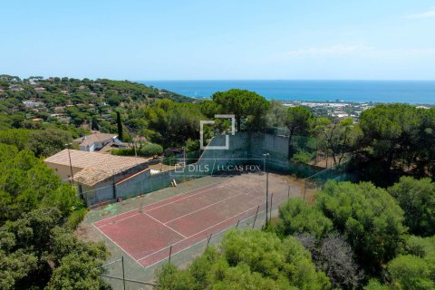 Villa till salu i Cabrera de Mar, Barcelona, Spanien 12 sovrum, 1744 kvm. Nr. 192796 - foto 5