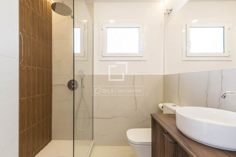 Kattohuoneisto myytävänä Barcelona, Espanja, 3 makuuhuonetta, 106 m2 No. 192798 - kuva 27