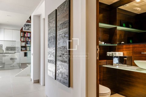 Villa en venta en Barcelona, España 5 dormitorios, 600 m2 No. 192792 - foto 14