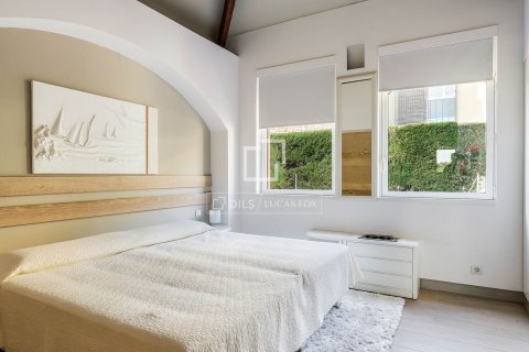 Villa en venta en Barcelona, España 5 dormitorios, 600 m2 No. 192792 - foto 17