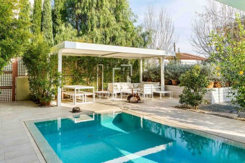 Villa en venta en Barcelona, España 5 dormitorios, 600 m2 No. 192792 - foto 4