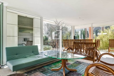 Villa en venta en Barcelona, España 5 dormitorios, 600 m2 No. 192792 - foto 5