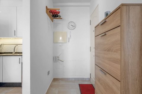 Apartment for sale in Alicante, Spain 3 bedrooms, 74 sq.m. No. 145442 - photo 9