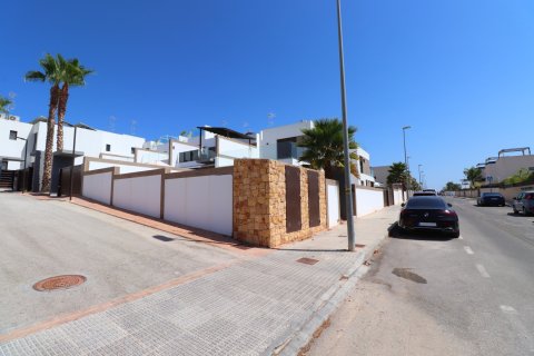 Villa in vendita a Benijofar, Alicante, Spagna 3 camere da letto, 174 mq. N° 140131 - foto 20