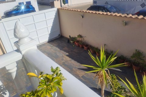 Villa zum Verkauf in Ciudad Quesada, Alicante, Spanien 4 Schlafzimmer,  Nr. 140130 - Foto 4