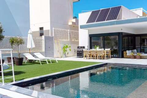 Huvila San Miguel de Salinas, Alicante, Espanja 5 makuuhuonetta, 295 m2 No. 140126