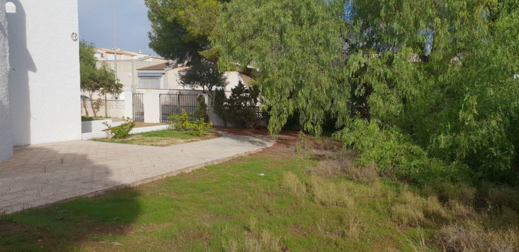 Villa a La Zenia, Alicante, Spagna 3 camere da letto, 220 mq. N° 140128