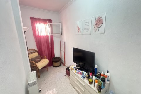 Huvila myytävänä Villamartin, Alicante, Espanja, 4 makuuhuonetta, 120 m2 No. 190072 - kuva 13