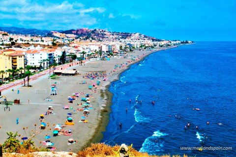 Huoneisto myytävänä Rincon de la Victoria, Malaga, Espanja, 3 makuuhuonetta, 121 m2 No. 167845 - kuva 12