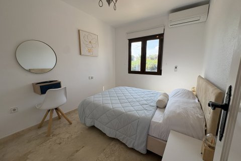 Radhus till salu Alicante, Spanien 3 sovrum, 130 kvm. Nr. 139140 - foto 5