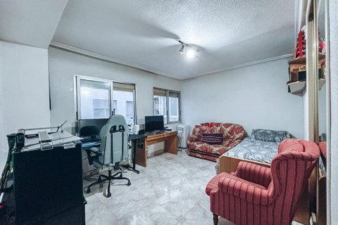 Apartment for sale Alicante, Spain 3 bedrooms,  No. 137712 - photo 6