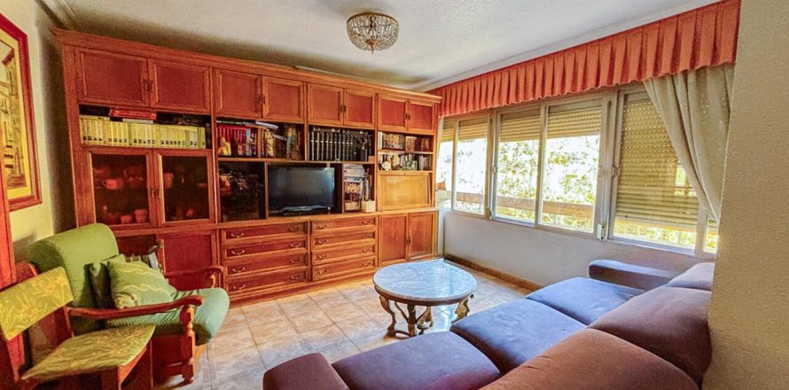 Apartment Alicante, Spain 3 bedrooms,  No. 137712