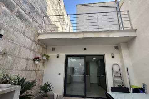 Townhouse for rent in Muro, Mallorca, Spain 2 bedrooms, 96 sq.m. No. 148596 - photo 11