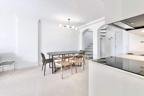 Duplex in vendita Estepona, Malaga, Spagna 3 camere da letto, 100 mq. N° 109628 - foto 14