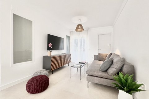 Duplex in vendita Estepona, Malaga, Spagna 3 camere da letto, 100 mq. N° 109628 - foto 11
