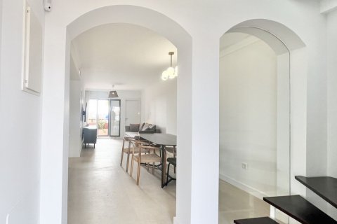 Duplex in vendita Estepona, Malaga, Spagna 3 camere da letto, 100 mq. N° 109628 - foto 8