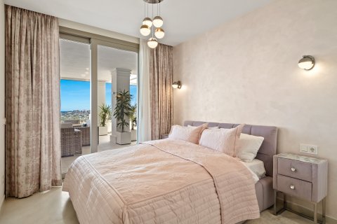 Apartment for sale Nueva Andalucia, Malaga, Spain 7 bedrooms, 325 sq.m. No. 109618 - photo 15