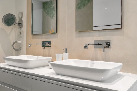 Apartment for sale Nueva Andalucia, Malaga, Spain 7 bedrooms, 325 sq.m. No. 109618 - photo 6