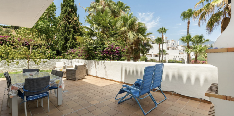 Apartment Estepona, Malaga, Espagne 2 chambres, 98 m2 No. 109620